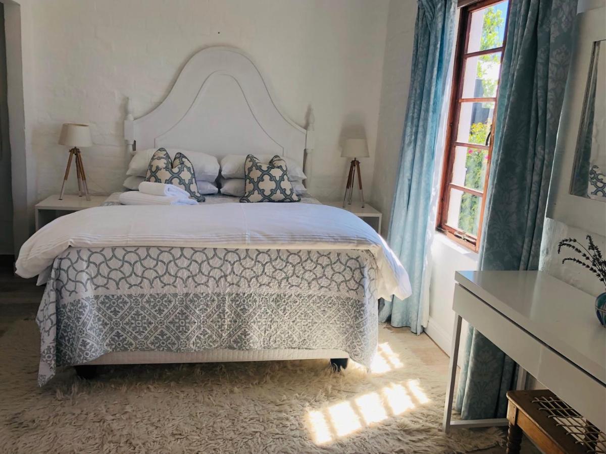 The Lily House Hotell Hermanus Exteriör bild