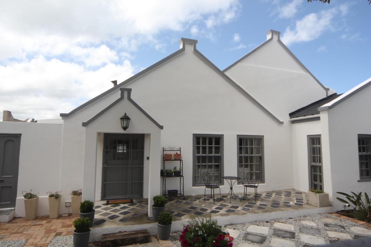 The Lily House Hotell Hermanus Exteriör bild